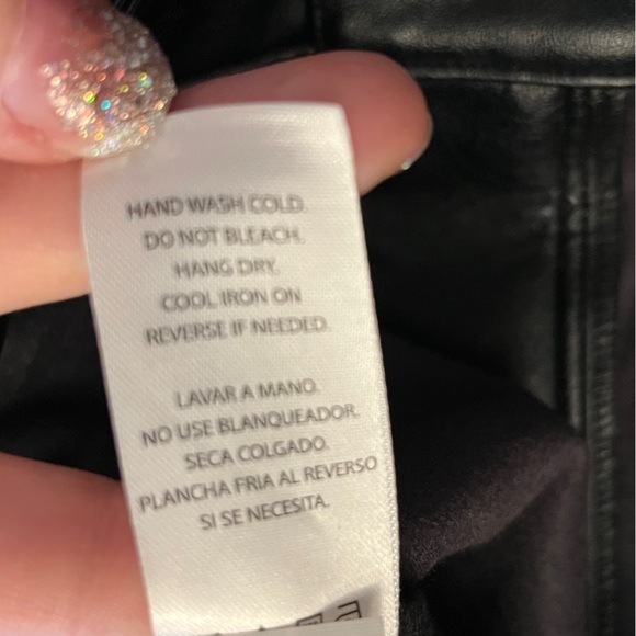 NEW Wildfox Vegan Leather Pants Sze M High Rise w/ Split Hem Straight Leg Chic - Picture 9 of 16